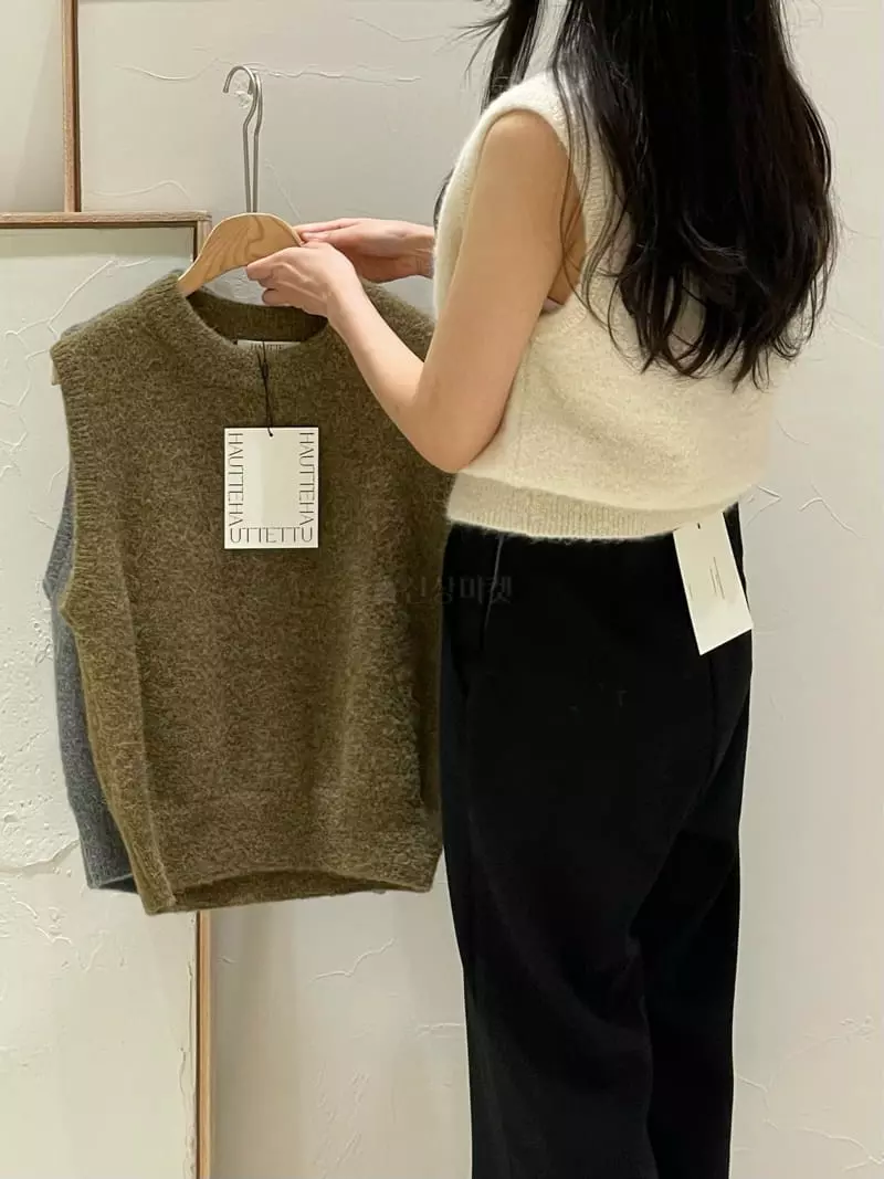 Hautte - Korean Women Fashion - #momslook - Alpaca Vest - 3