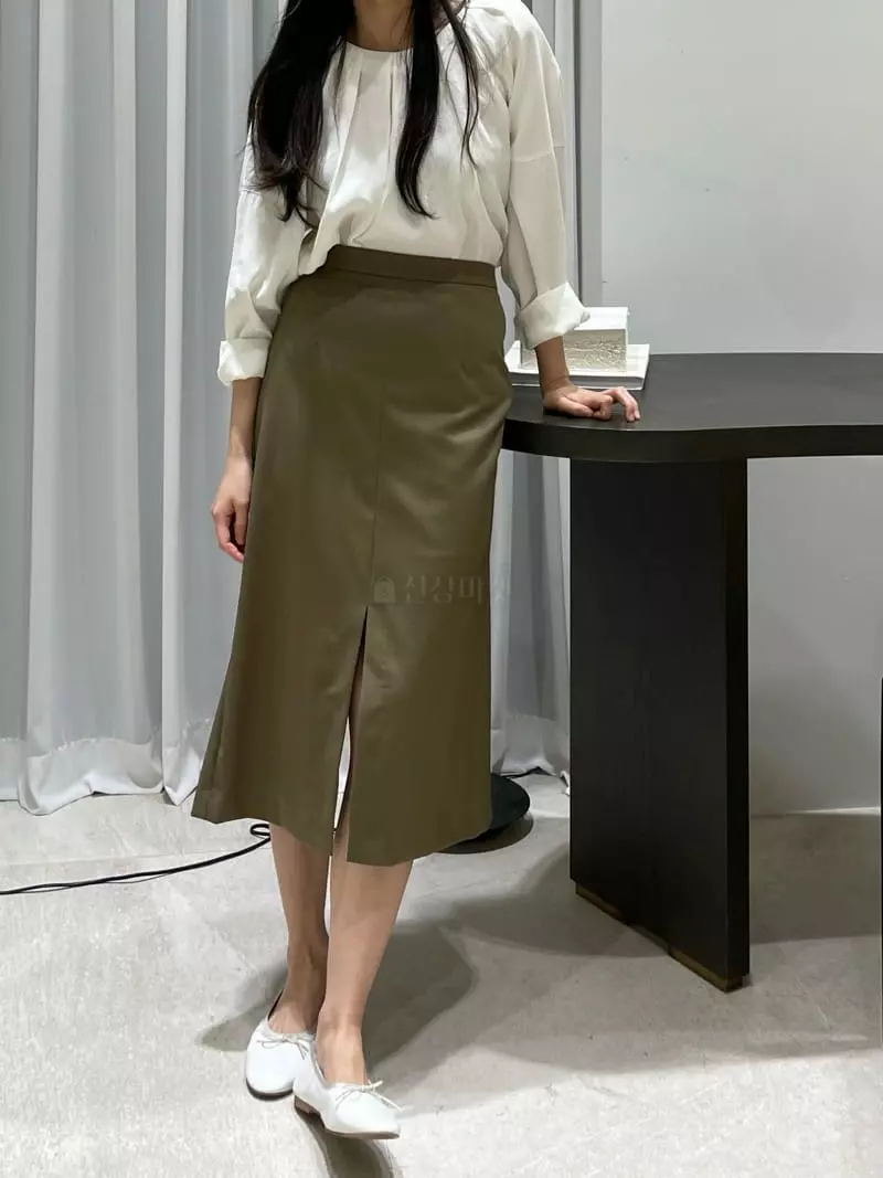 Hautte - Korean Women Fashion - #romanticstyle - Praha Blouse - 2