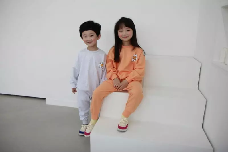 Heart Baby - Korean Children Fashion - #Kfashion4kids - Sun Flower Top Bottom Set - 11