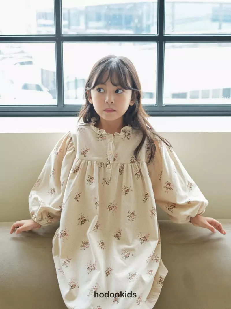Hodoo - Korean Children Fashion - #kidsshorts - Circle Flower One-piece - 7