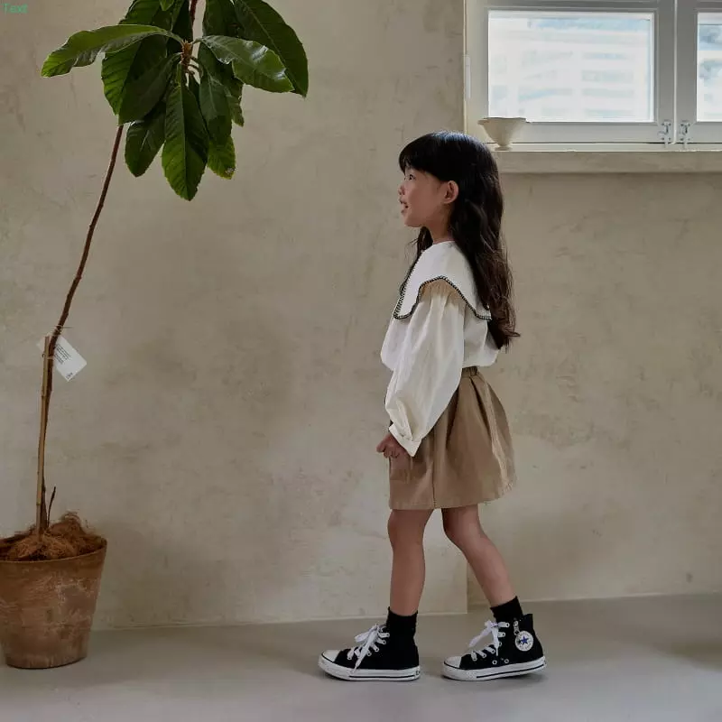 Honeybee - Korean Children Fashion - #stylishchildhood - Collar Blouse - 4