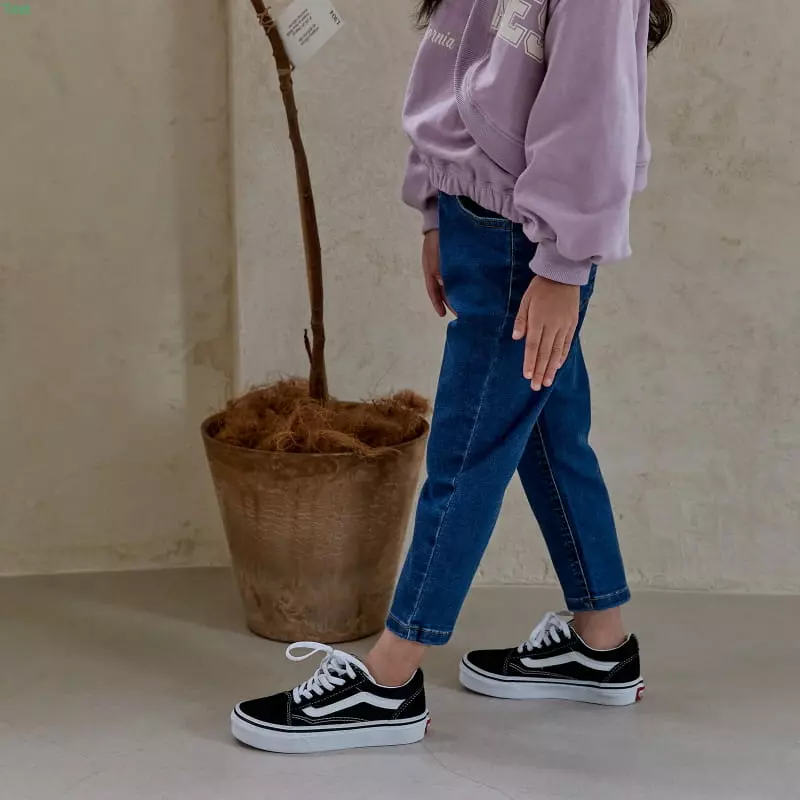 Honeybee - Korean Children Fashion - #kidzfashiontrend - Denim Straight Span Pants - 8