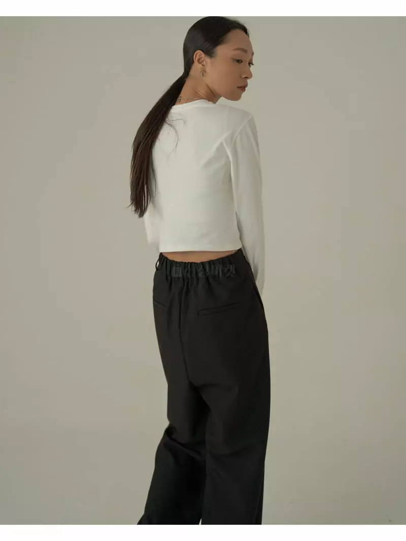 Howl - Korean Women Fashion - #momslook - Short Stitch Longsleeve Tee
