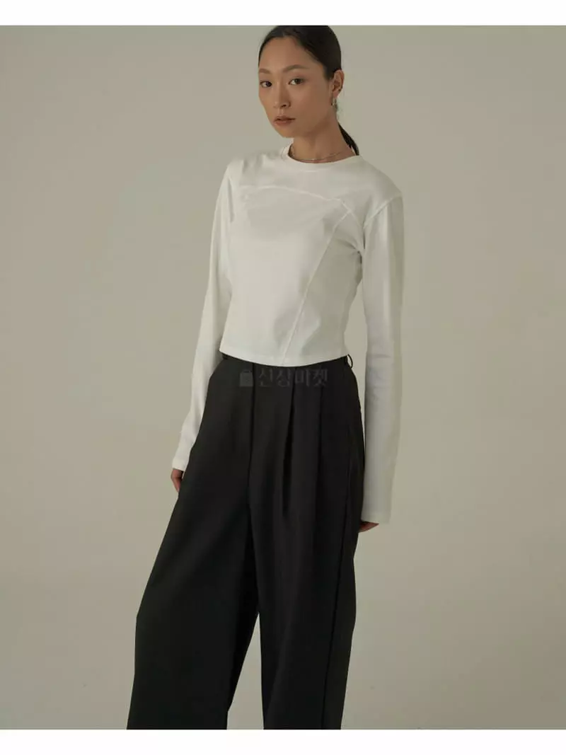 Howl - Korean Women Fashion - #momslook - Short Stitch Longsleeve Tee - 3