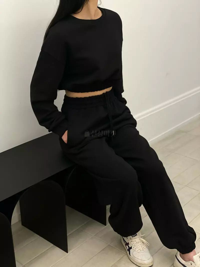 Howl - Korean Women Fashion - #momslook - Soft Crop Sweatshirt - 8