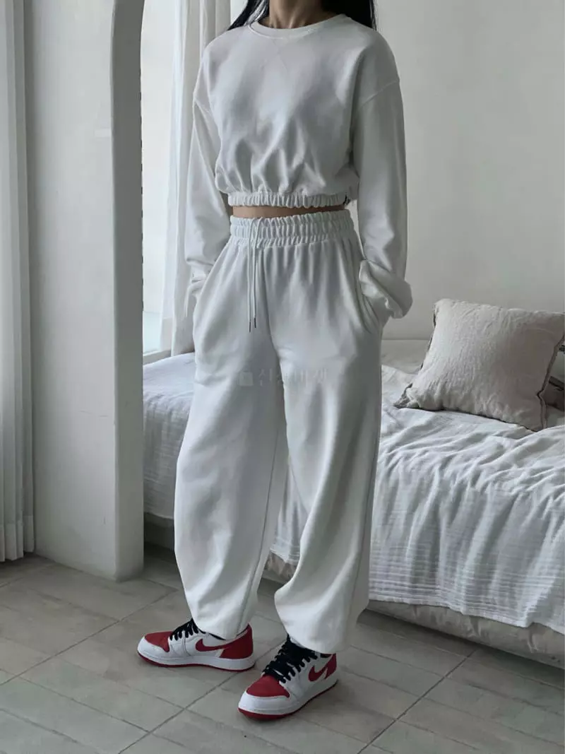 Howl - Korean Women Fashion - #momslook - Soft Jogger Pants - 3
