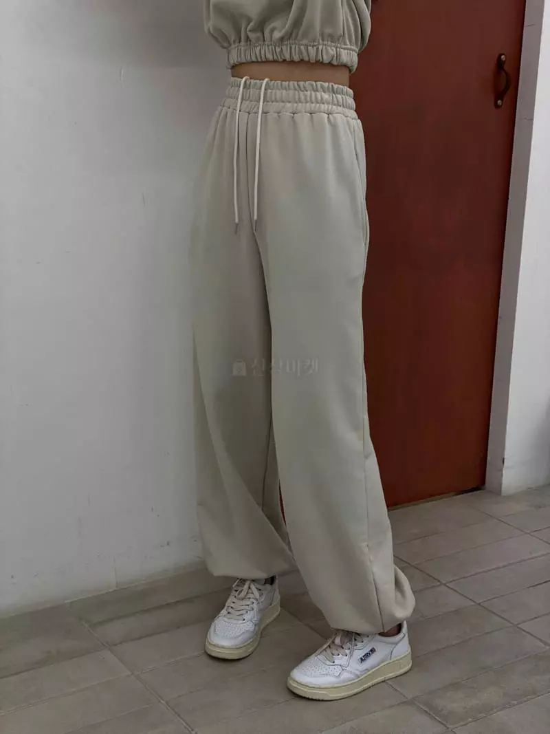 Howl - Korean Women Fashion - #momslook - Soft Jogger Pants - 5