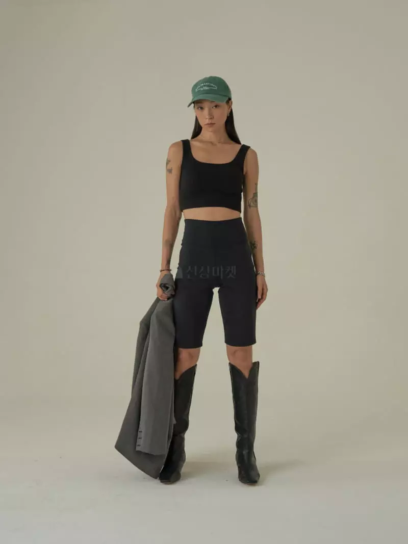 Howl - Korean Women Fashion - #shopsmall - Knee Length Leggings - 9