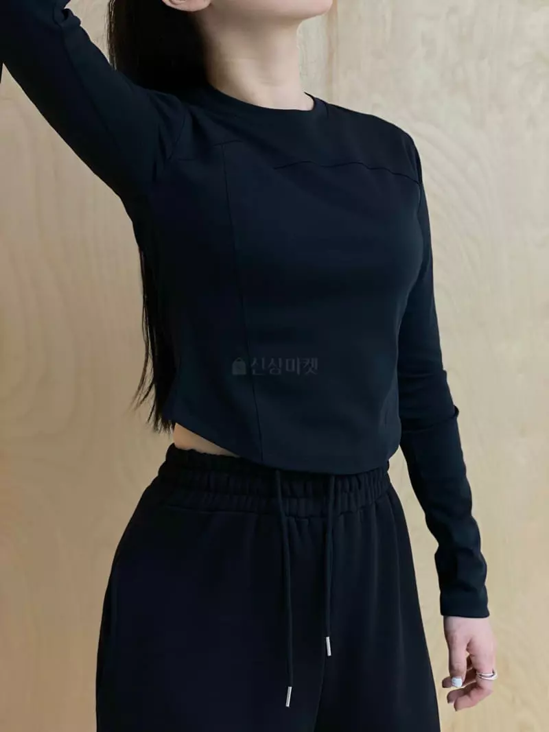 Howl - Korean Women Fashion - #womensfashion - Short Stitch Longsleeve Tee - 6