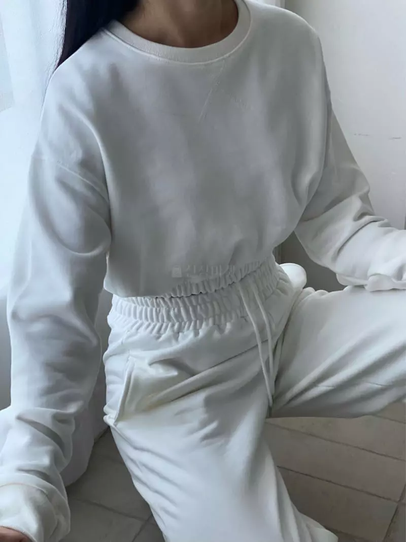 Howl - Korean Women Fashion - #womensfashion - Soft Crop Sweatshirt
