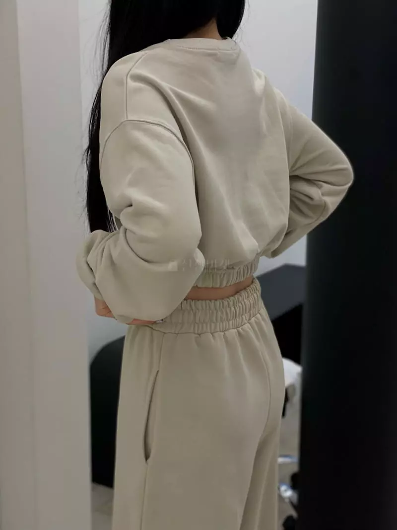 Howl - Korean Women Fashion - #womensfashion - Soft Crop Sweatshirt - 5