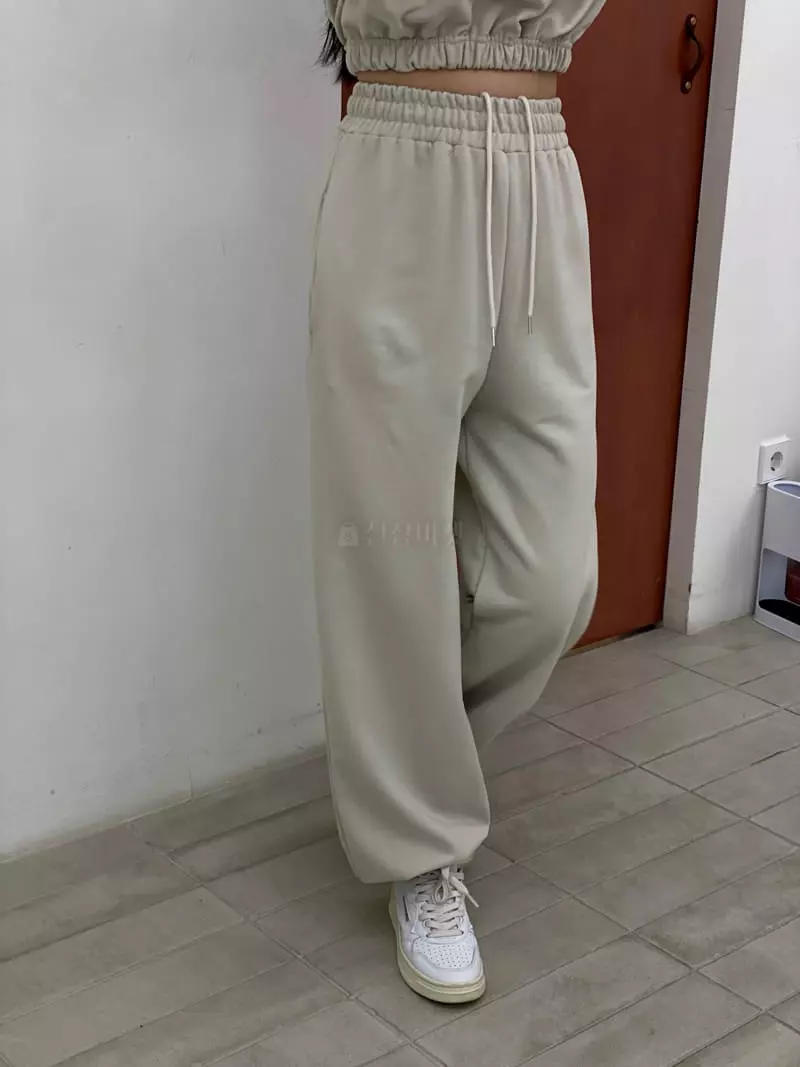 Howl - Korean Women Fashion - #momslook - Soft Jogger Pants - 4