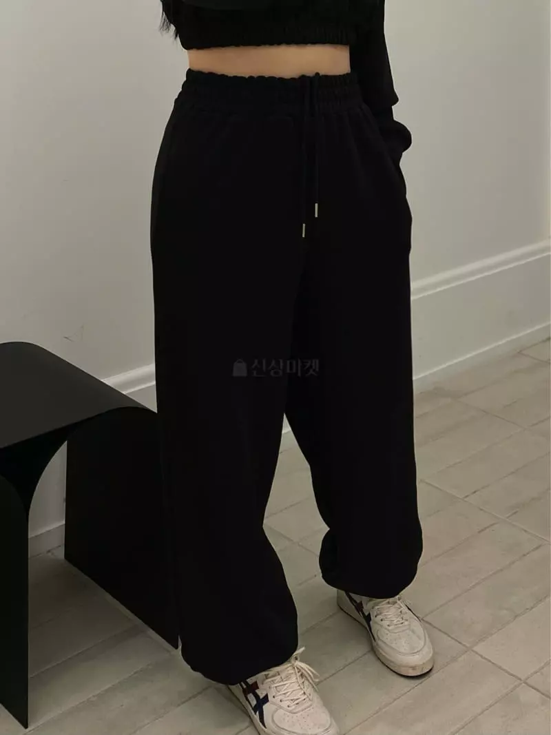 Howl - Korean Women Fashion - #womensfashion - Soft Jogger Pants - 6