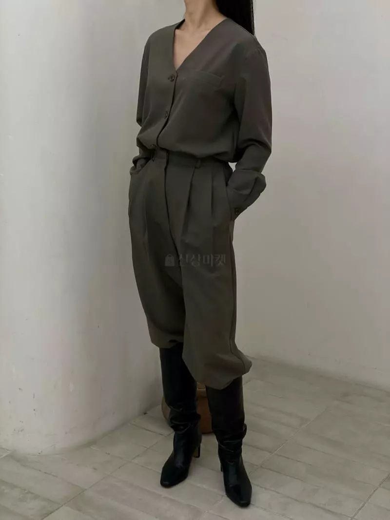 Howl - Korean Women Fashion - #womensfashion - MOA Banding Slacks