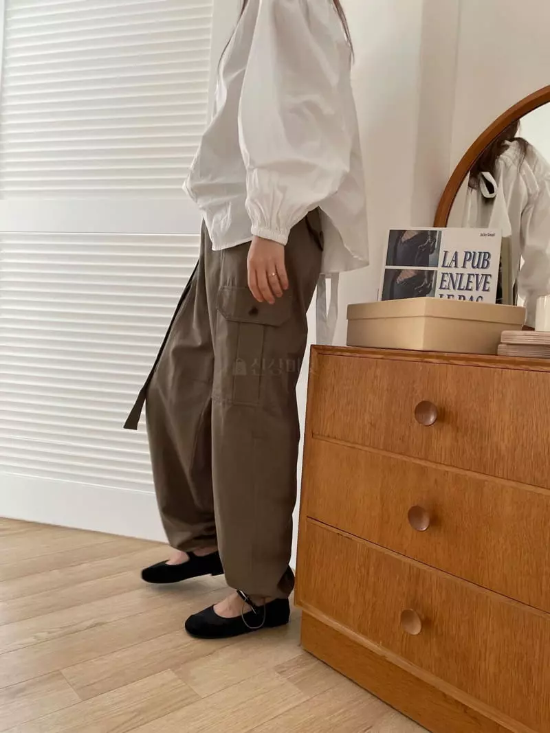 Hue - Korean Women Fashion - #womensfashion - cargo Pants - 7
