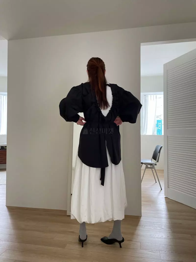Hue - Korean Women Fashion - #momslook - Adell Blouse - 4