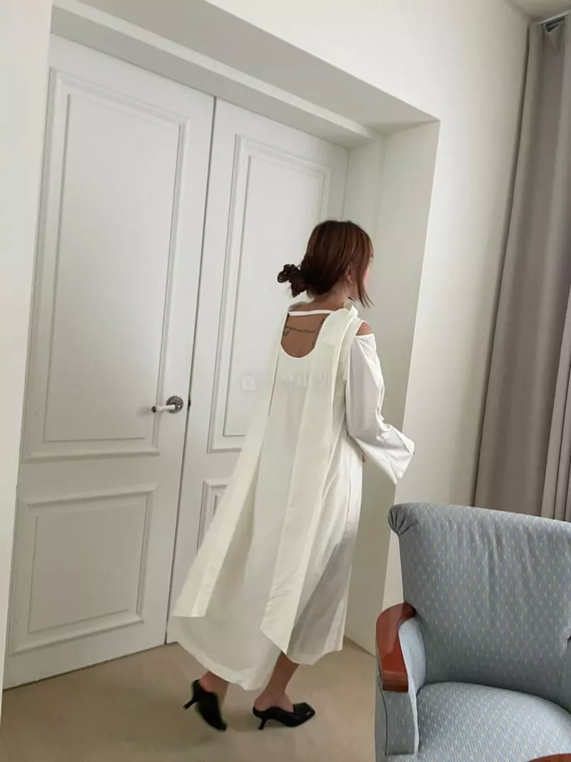Hue - Korean Women Fashion - #womensfashion - Ribbon One-piece - 2