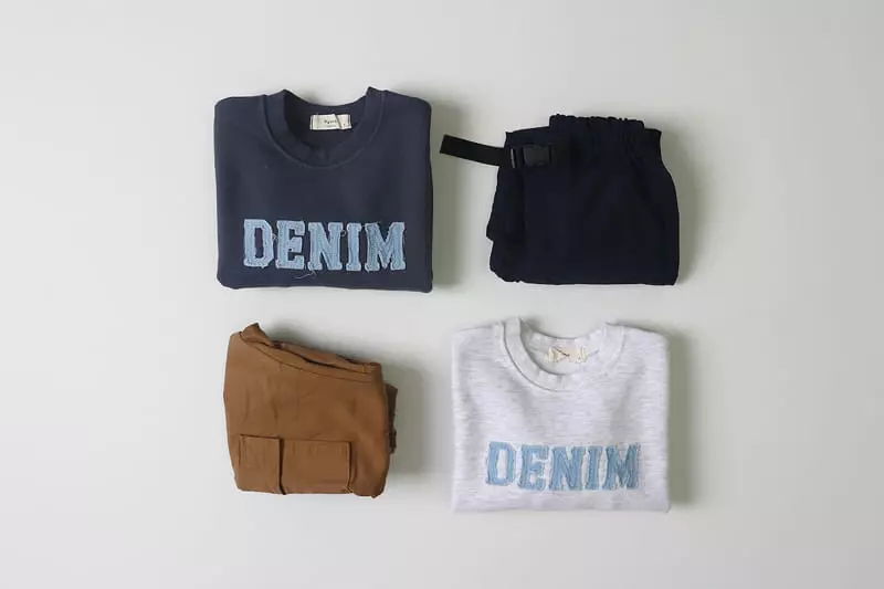 Hyvaa - Korean Children Fashion - #kidsshorts - Denim Embroidery Sweatshirt