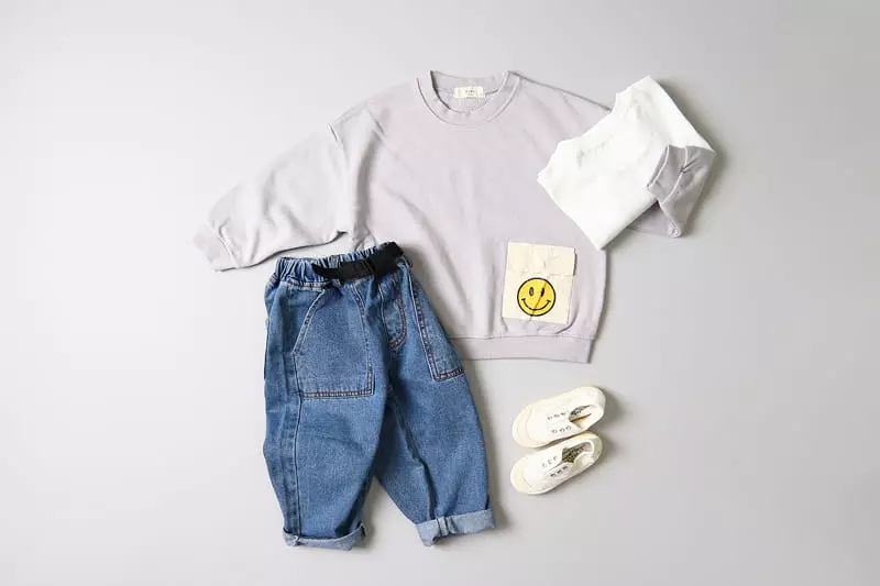 Hyvaa - Korean Children Fashion - #kidzfashiontrend - Pocket Smile Sweatshirt - 5