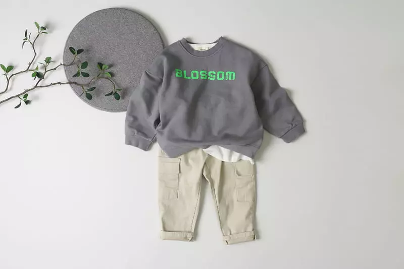 Hyvaa - Korean Children Fashion - #magicofchildhood - Blossom Embrodiery Sweatshirt - 7