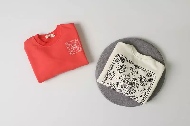 Hyvaa - Korean Children Fashion - #magicofchildhood - Paisely Sweatshirt - 4