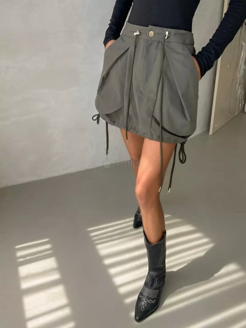 Inssense - Korean Women Fashion - #momslook - Out Pocket Skirt - 2