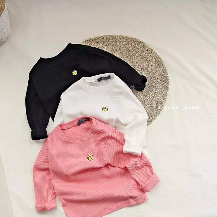 J-Room - Korean Children Fashion - #childrensboutique - Smile Embroidery Tee - 3