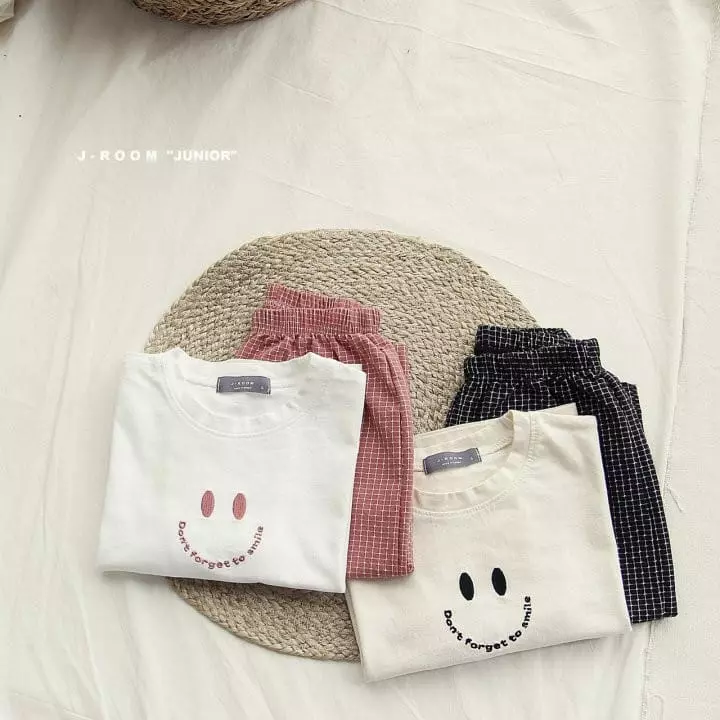 J-Room - Korean Children Fashion - #Kfashion4kids - Embrodiery Check Top Bottom Set - 4