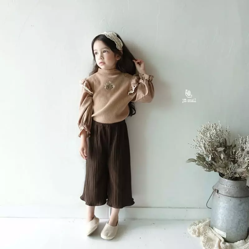 JM Snail - Korean Children Fashion - #fashionkids - Flower Embroidery Tee - 6