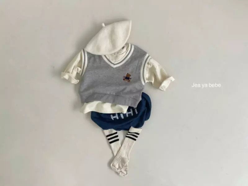 Jeaya & Mymi - Korean Baby Fashion - #babyboutique - V Neck Yoggo Vest - 2