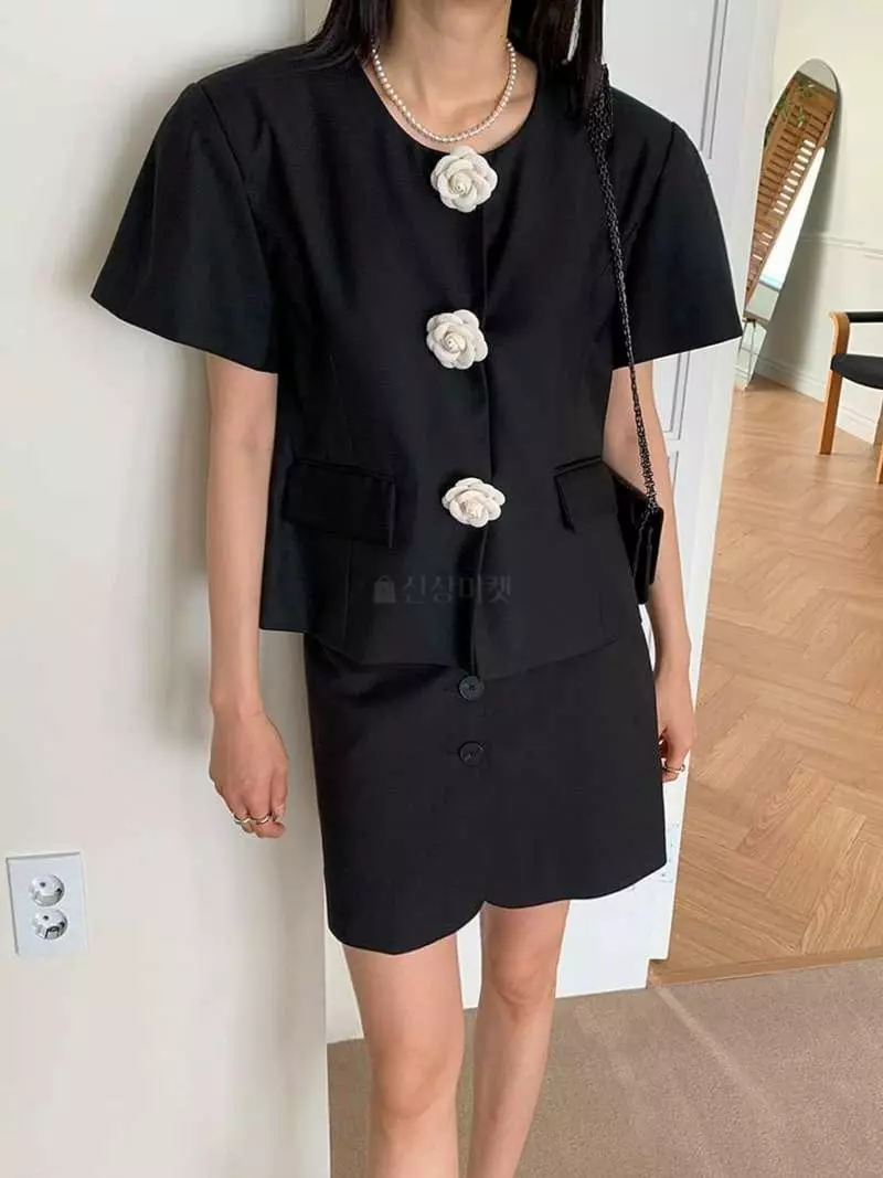 Jkichi - Korean Women Fashion - #momslook - Circle Sleeves Jacket - 6