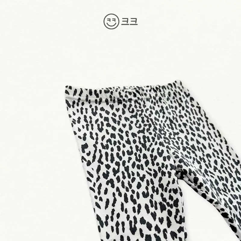 Kk - Korean Children Fashion - #childofig - Leopard Leggings - 11