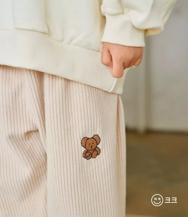 Kk - Korean Children Fashion - #kidzfashiontrend - Teddy Embroidery Pants - 2