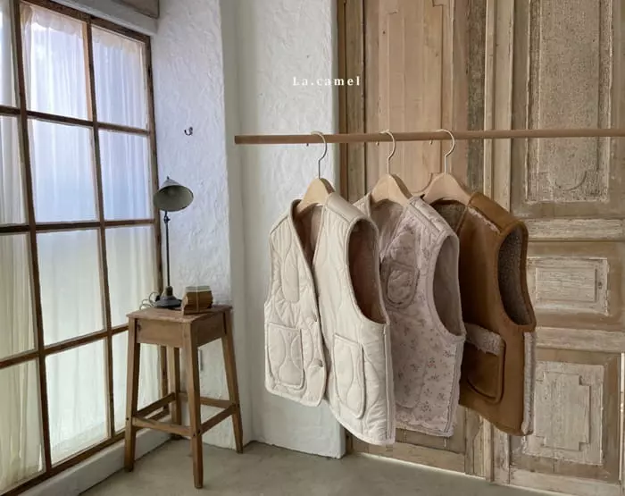 La Camel - Korean Children Fashion - #childofig - Hana Reversible Padding Vest - 9