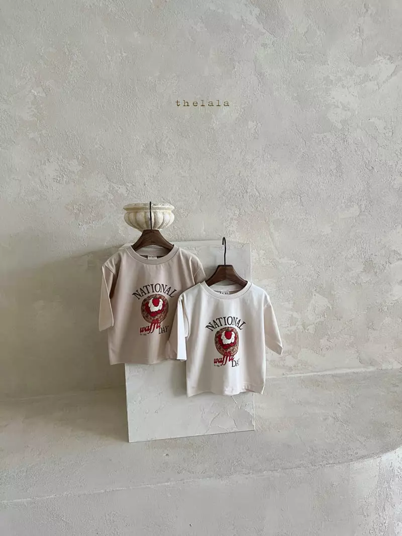 Lala - Korean Children Fashion - #childrensboutique - Strawberry Waffle Tee with Mom - 2