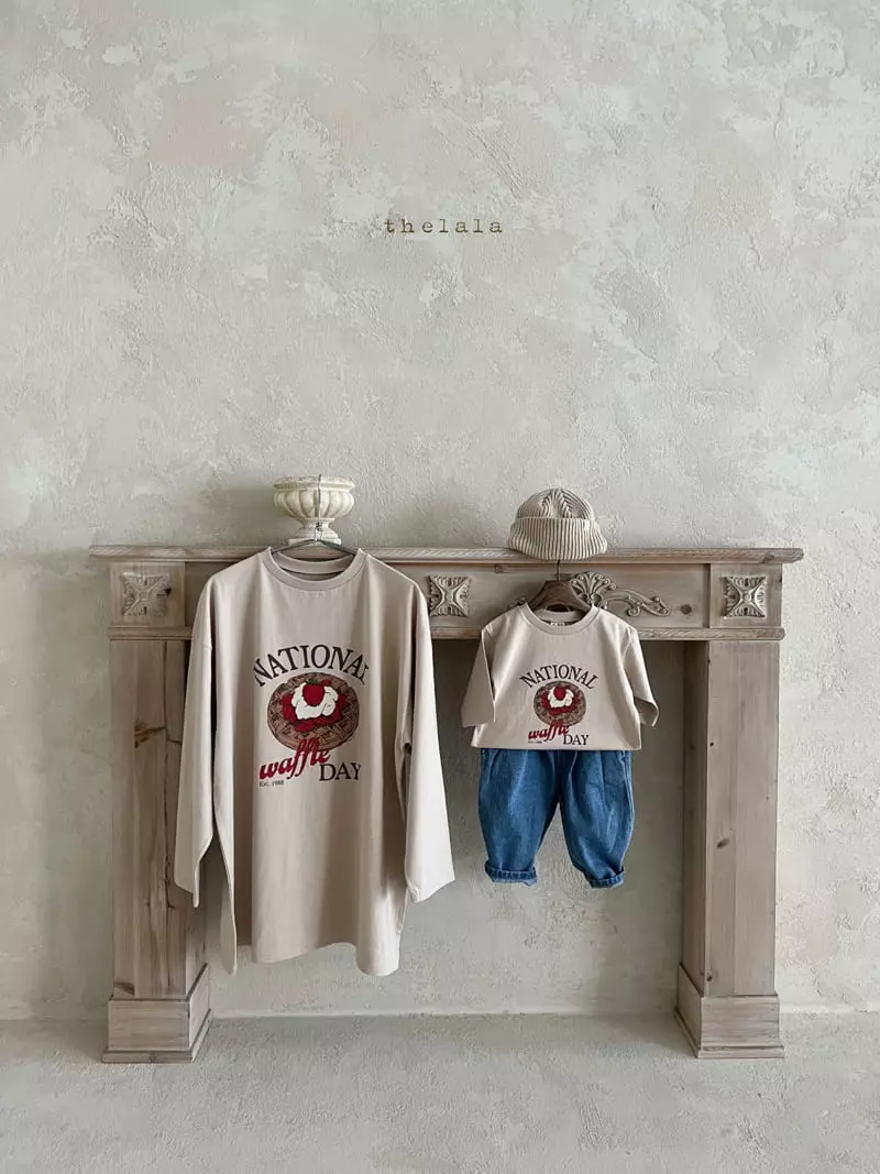 Lala - Korean Children Fashion - #designkidswear - Strawberry Waffle Tee with Mom - 4