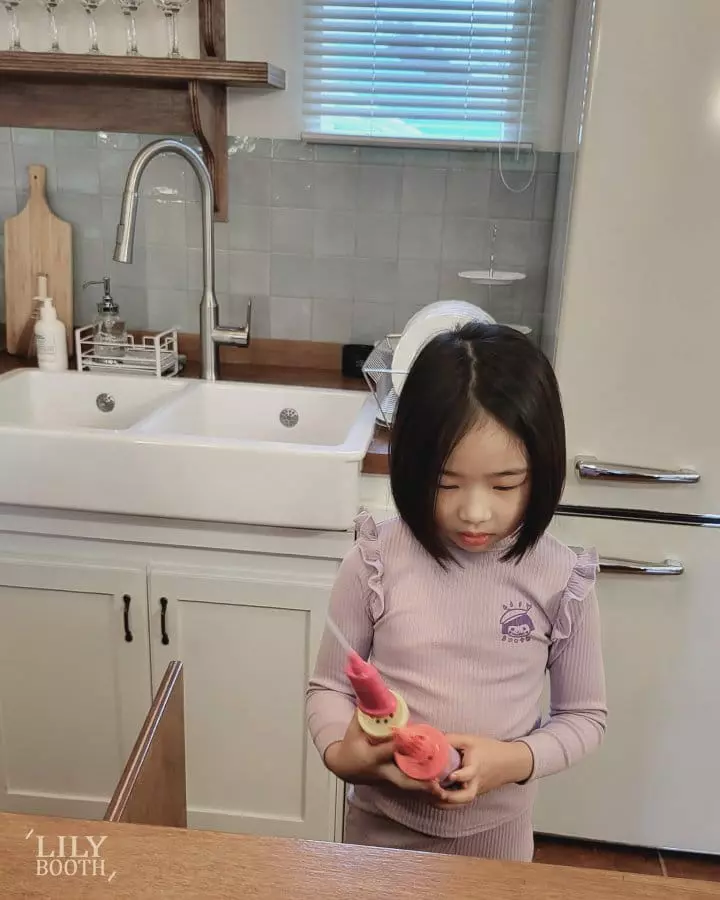 Lilybooth - Korean Children Fashion - #minifashionista - Herny Turtleneck Tee - 5