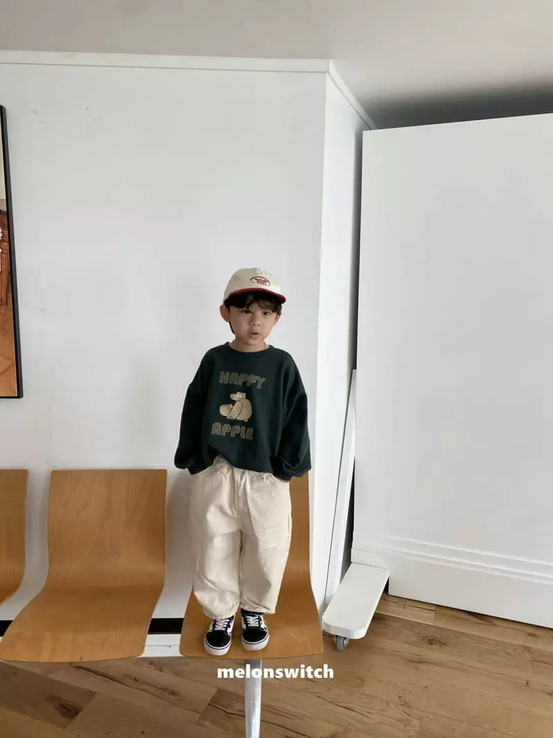 Melon Switch - Korean Children Fashion - #designkidswear - Apple Bear Sweatshirt - 12