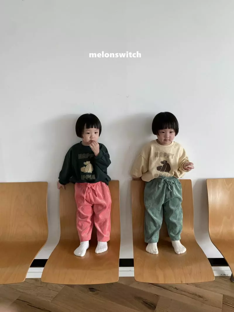 Melon Switch - Korean Children Fashion - #littlefashionista - Apple Bear Sweatshirt - 5