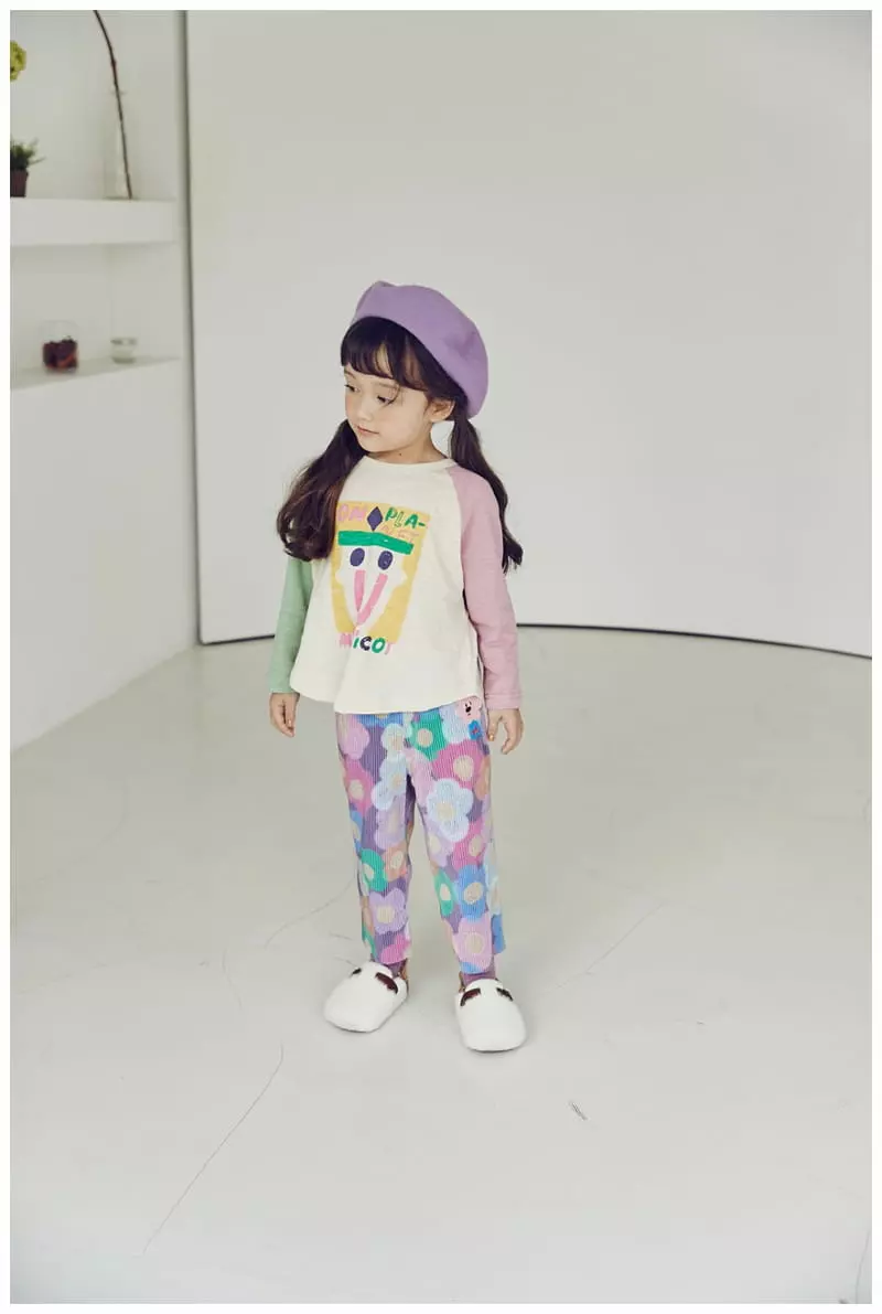 Mimico - Korean Children Fashion - #kidzfashiontrend - Flower Velvet Pants - 9