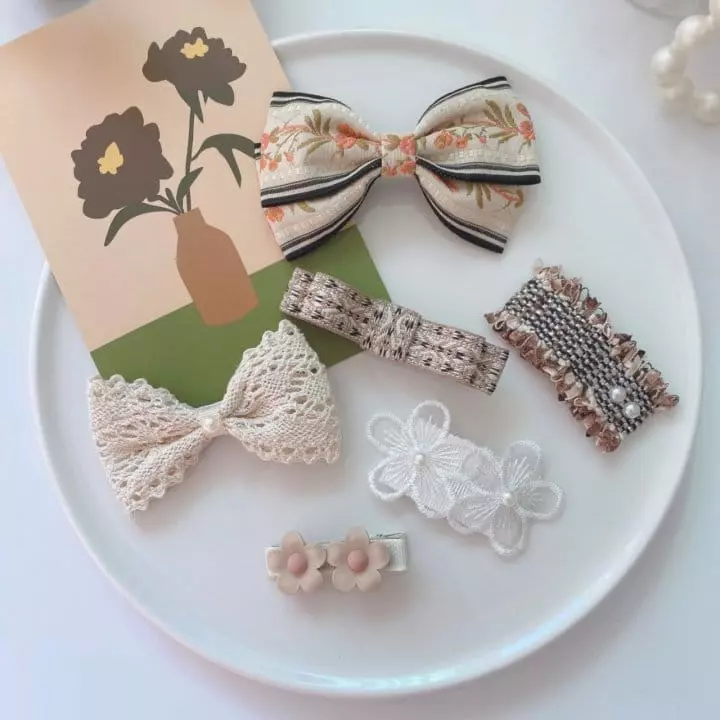 Mins - Korean Children Fashion - #kidsshorts - Jenny Flowert Hairpin Set