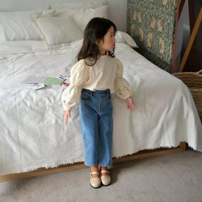 Momo Ann - Korean Children Fashion - #childofig - Balloon Sleeves Blouse - 7