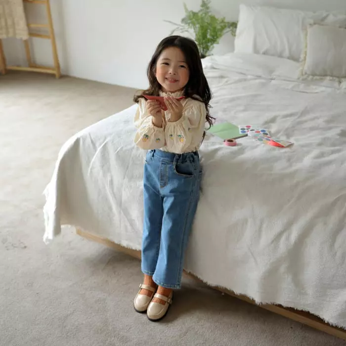 Momo Ann - Korean Children Fashion - #childrensboutique - Balloon Sleeves Blouse - 8