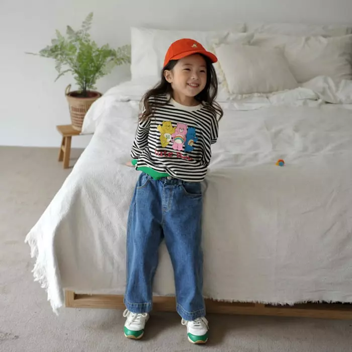 Momo Ann - Korean Children Fashion - #kidzfashiontrend - Cute Bear Sweatshirt - 2