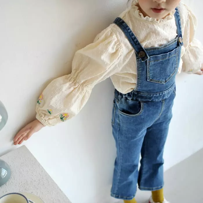Momo Ann - Korean Children Fashion - #stylishchildhood - Balloon Sleeves Blouse - 6