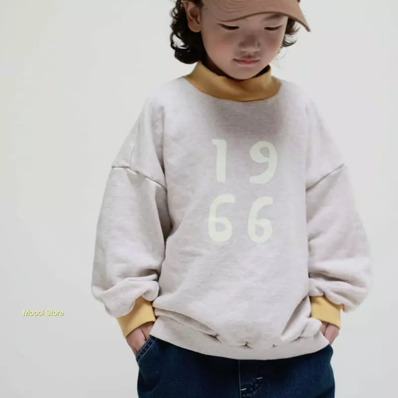 Mooi Store - Korean Children Fashion - #minifashionista - 1966 Sweatshirt