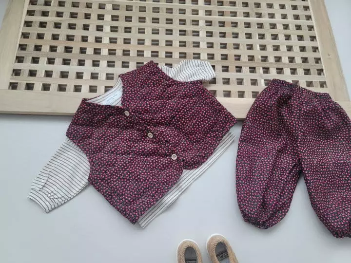 Moran - Korean Children Fashion - #childofig - Flower Garden Top Bottom Set - 9
