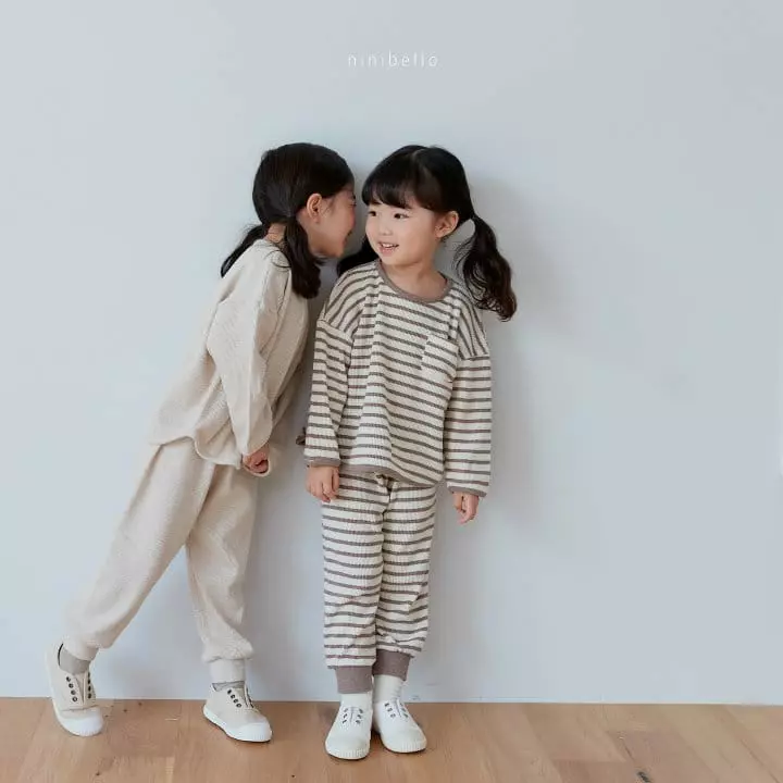Ninibello - Korean Children Fashion - #prettylittlegirls - Bread Waffle Top Bottom Set - 10
