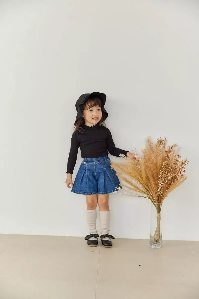 Orange Mom - Korean Children Fashion - #prettylittlegirls - Wrinkel Skirt Pants - 2
