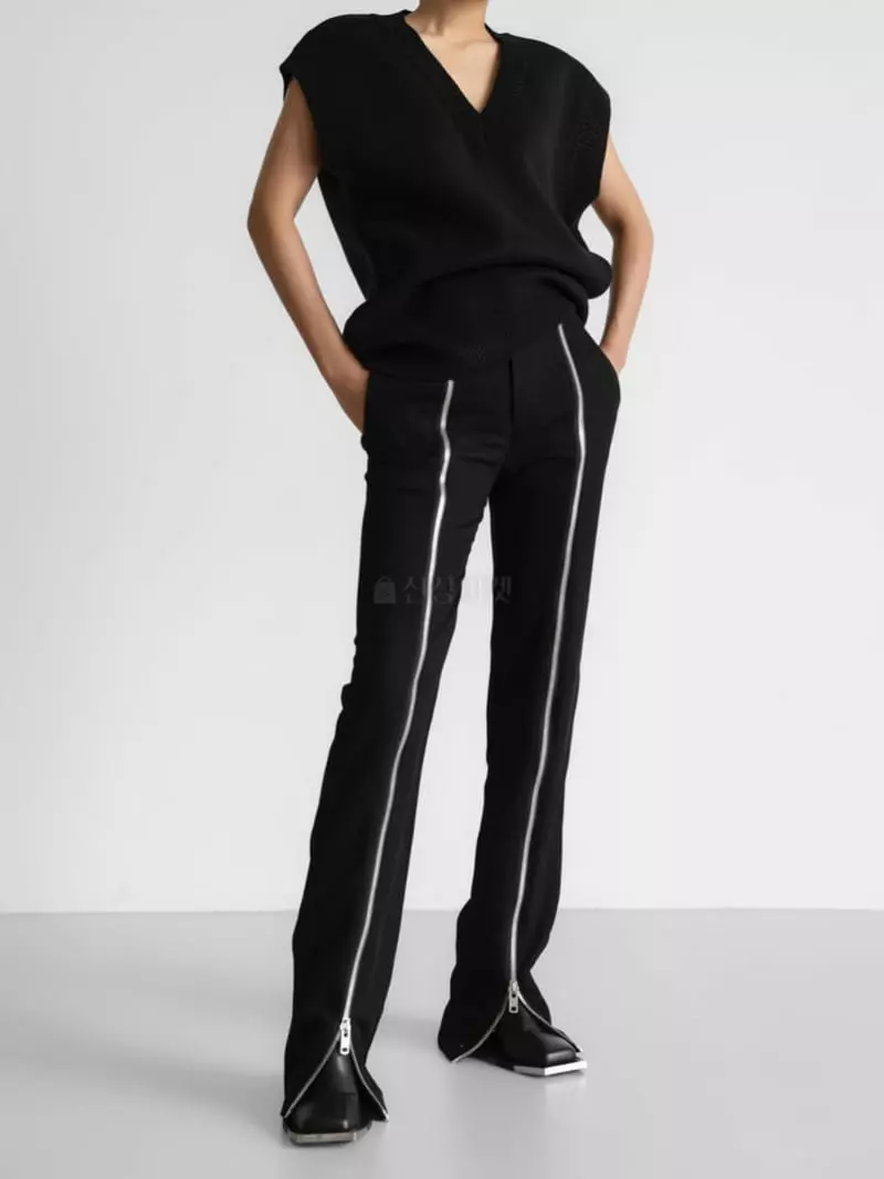 Paper Moon - Korean Women Fashion - #momslook - V Neck Knit Vest - 5